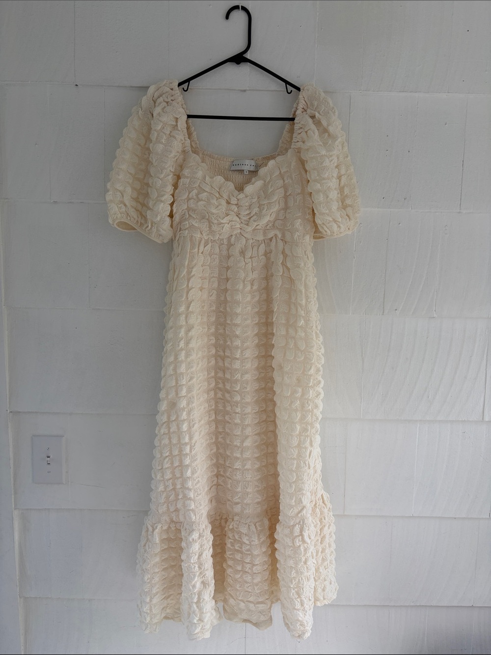 Cream Textured Puff-Sleeve Midi Dress